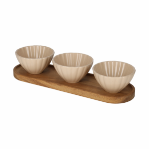 Serveerset met schelp schaaltjes beige